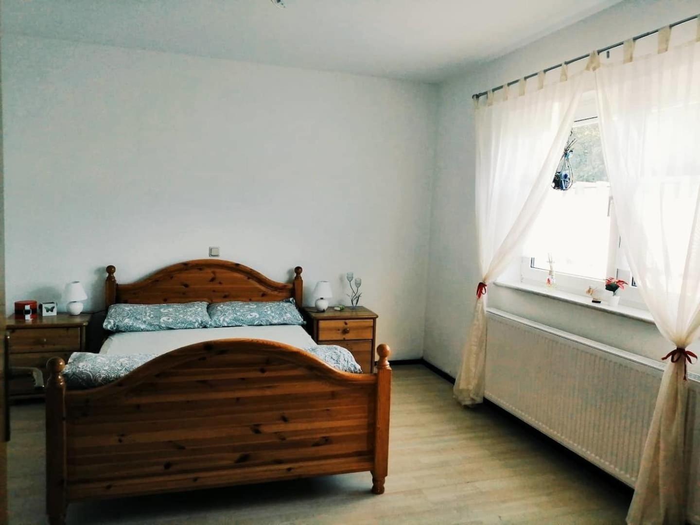 Апартаменты 76 Qm Whg Im Eg Haus-Wohlfuehloase Vor Der Haustuer Gladenbach Экстерьер фото