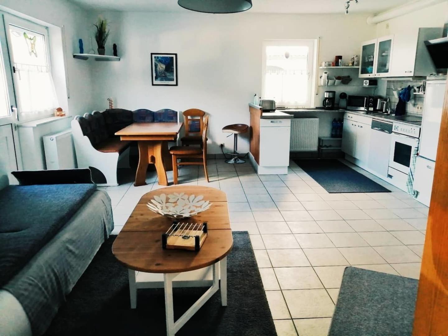 Апартаменты 76 Qm Whg Im Eg Haus-Wohlfuehloase Vor Der Haustuer Gladenbach Экстерьер фото